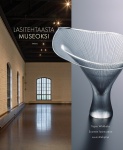 Lasitehtaasta museoksi : Tapio Wirkkala Suomen lasimuseon suunnittelijana = From a glassworks to a museum - Tapio Wirkkala and t